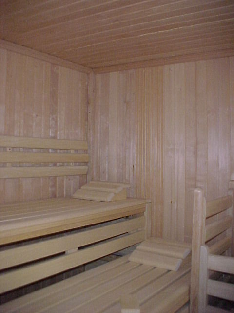 Koll Sauna mit Kolldarium Kolltrol und Koll Vital Color Sonne Dampfbad Solarium ++  Koll Saunareferenz Wellnesscamp Dne 6 Ostseeheilbad Zingst nhe Rgen  Mecklenburg Vorpommern ehemalige DDR prsentiert von Koll Saunabau dem Saunahersteller fr Berlin Brandenburg Ostdeutschland neue Bundeslnder ++Herstellung in  Delbrck OWL NRW nhe Paderborn Westfalen